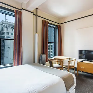 Hotel Moore **